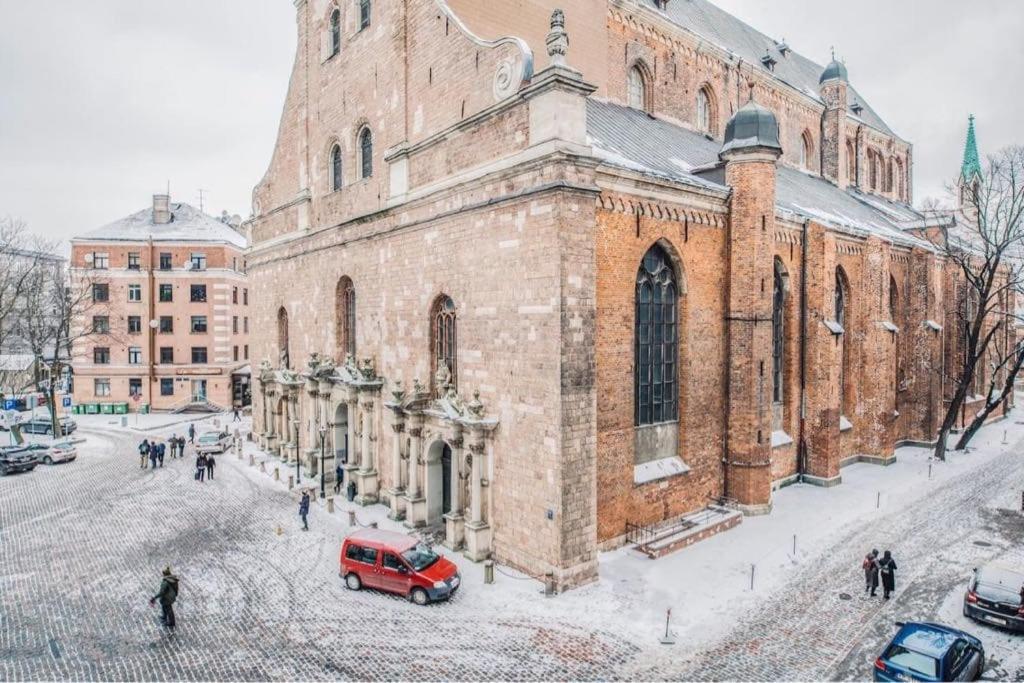 Old Town Apartment Next To Saint Peter'S Church Riga Exterior photo