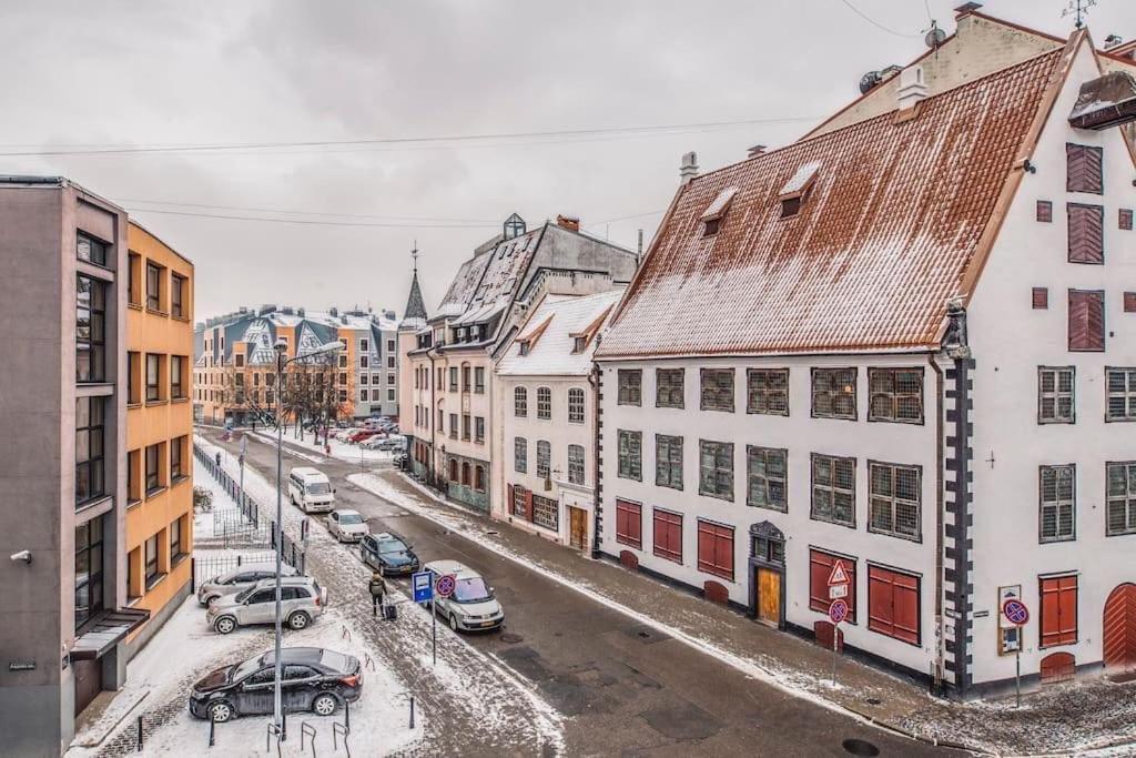 Old Town Apartment Next To Saint Peter'S Church Riga Exterior photo